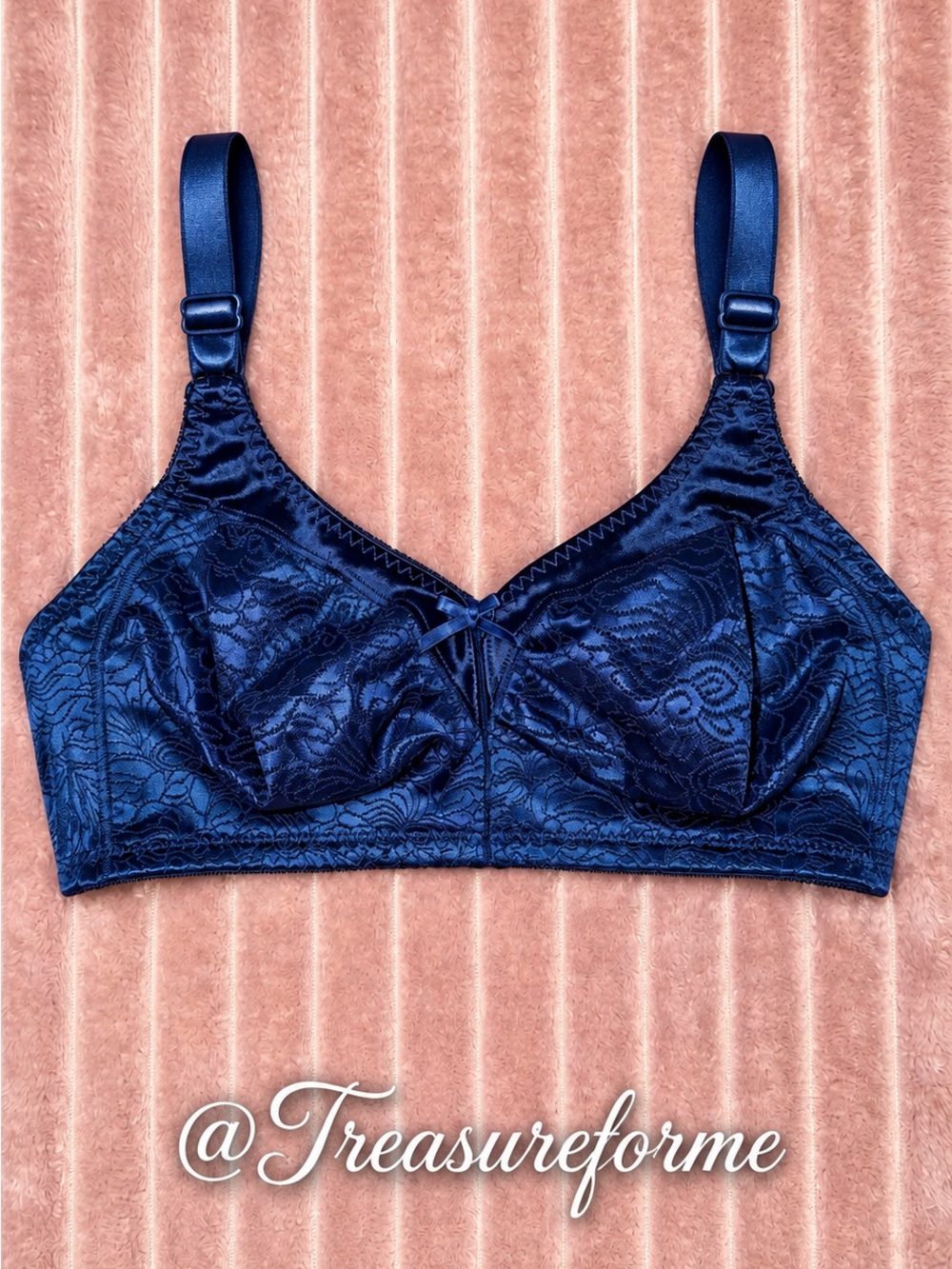 Bali Navy Blue Lace Wireless Bra